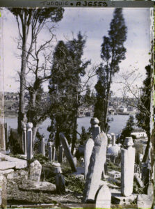 A36559S Constantinople(actuelleIstanbul)-TurquieLecimetiered'EyupaveclaCorned'Oral'arriereplan
