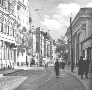 mesrutiyet-caddesi-tepebasi-6221