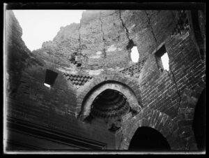 Kızıltepe Ulu Cami İçinden Kubbe Görünümü