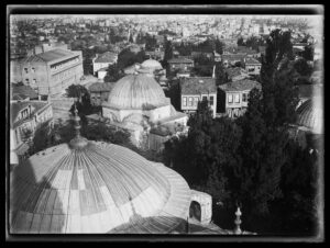 Haseki Camii Minaresinden Bayram Paşa Türbesi