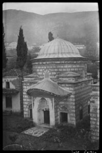 Gülruh Hatun Türbesi