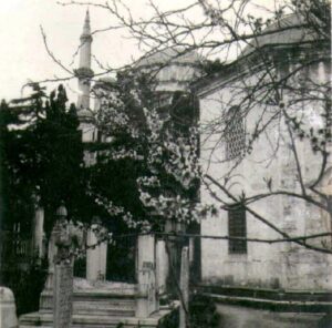 FatihCamiiHaziresi (10)