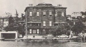 Ahmet Mithat Efendi Yalısı