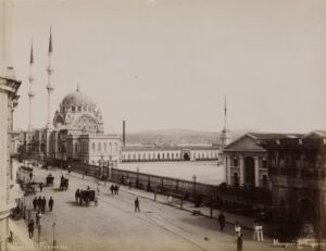 Tophane ve Nusretiye Camii