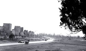 Topkapı Sur Dışı