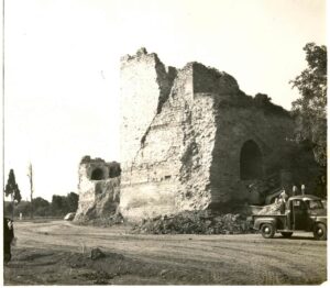Topkapı Surları Yıkılıp Millet Caddesi Açılırken