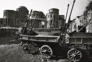 zeyrek-camii-ara-guler-fotografi