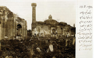 Beylerbeyi Camii, Haziresi ve Türbesi