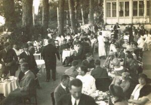 İngiliz İşgal Kuvvetleri Komutanı Harrington'un Veda Partisi