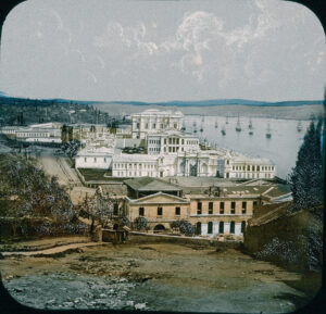 Dolmabahçe Sarayı ve Saray Tiyatrosu