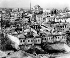 Laleli Camii Minaresi'nden Taş Han ve Şehzadebaşı