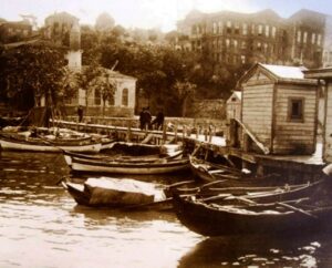 Salacak İskelesi ve Teşrifatçı Akif Efendi Camii 4 Salacak İskelesi ve Teşrifatçı Akif Efendi Camii