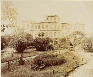 Hayrettin Paşa Konağı Avlu tarafı