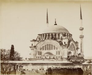 Nuruosmaniye Camii
