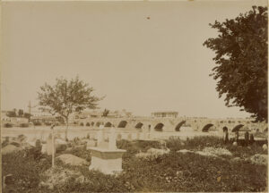 Seyhun (Seyhan) Nehri üzerindeki Köprü