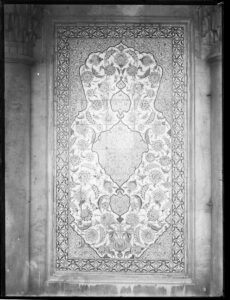 Sultan II. Selim Türbesi Girişindeki Çini Pano