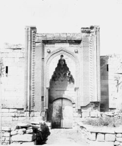 Hacı Kılıç Medresesi Taçkapısı