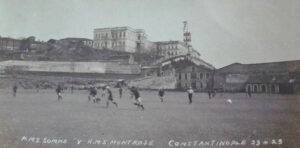 İngiliz Askerlerinin İşgal Yıllarında Futbol Maçı