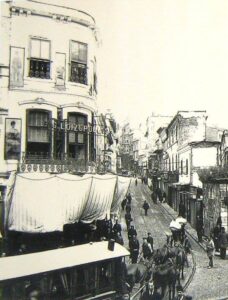 Karaköy’de Atlı Tramvay