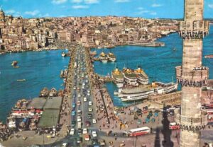 Yeni Cami Minaresi'nden Karaköy ve Galata Köprüsü
