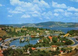 İstinye Koyu’ndan Umumi Bir Görünüş